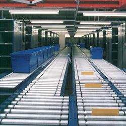 Tote Handling Conveyor Automation